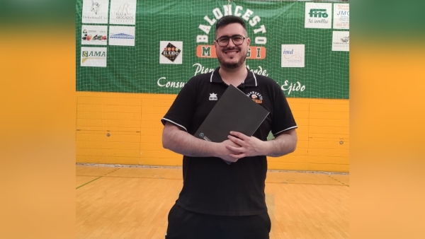 'El talento y la dedicación de Juan Yélamos tiene que volver con nosotros'