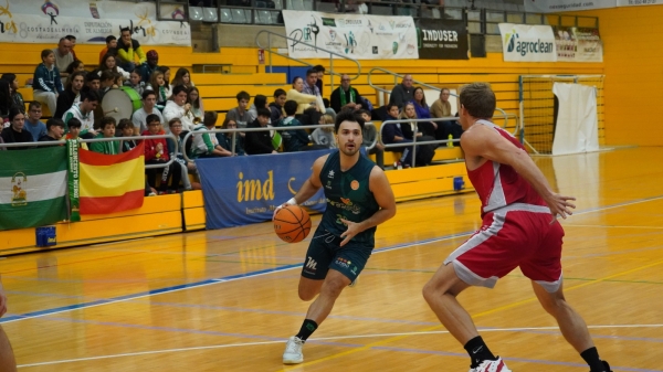SurSeeds B. Murgi cae por primera vez en casa contra Colegio el Pinar (78-85) 