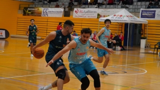 SurSeeds B. Murgi conquista el derbi en casa contra CB Almería (93-84)